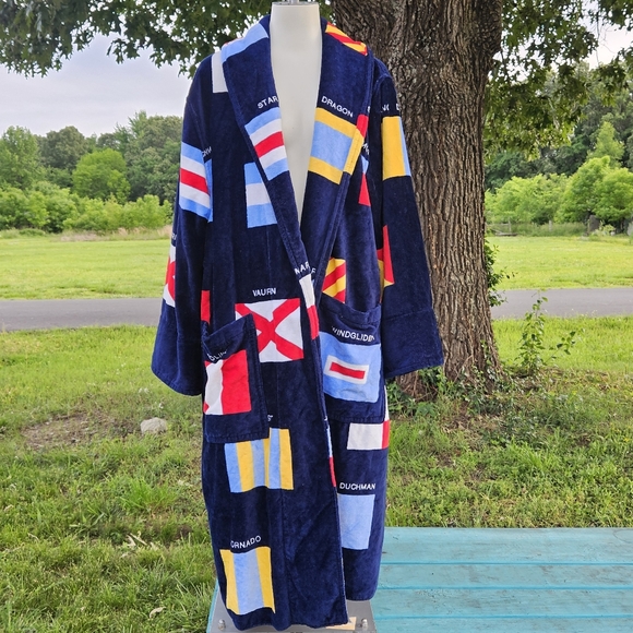 Cypress Heavy Robe - Picture 2 of 9